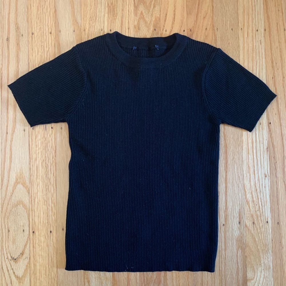 Brandy Melville Ribbed Crop Top